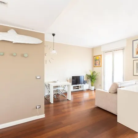 Apartman Rosselli 13