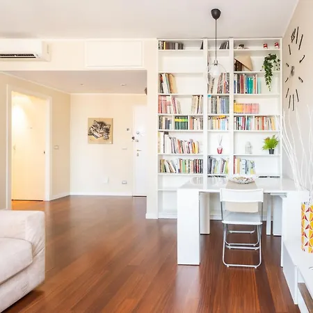 Apartman Rosselli 13