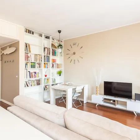 Apartman Rosselli 13